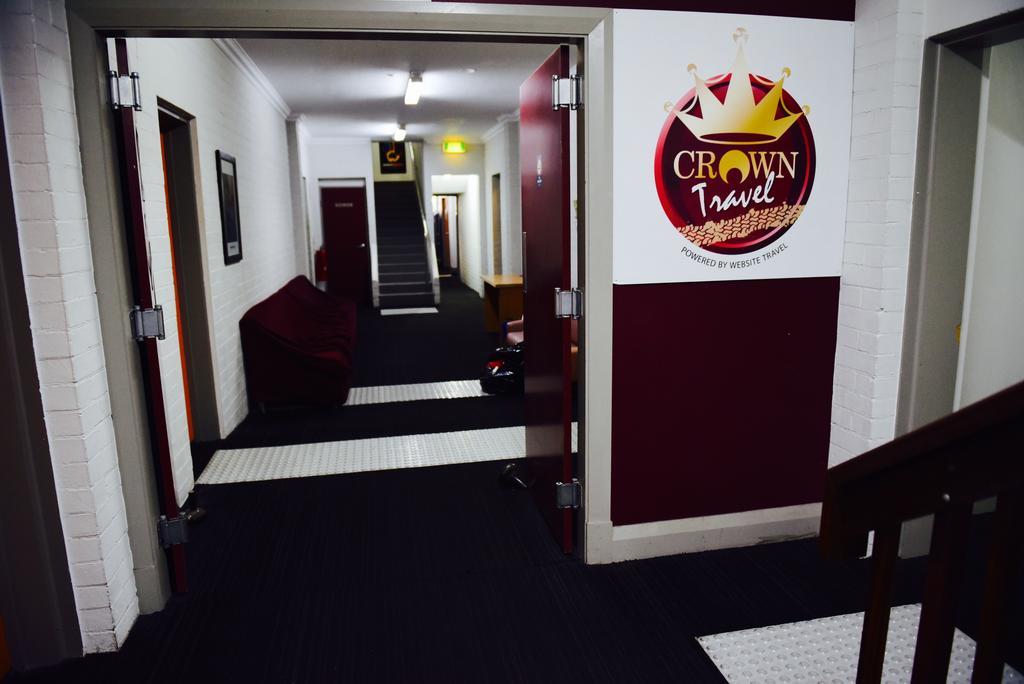 The Emperors Crown Hostel Perth Extérieur photo