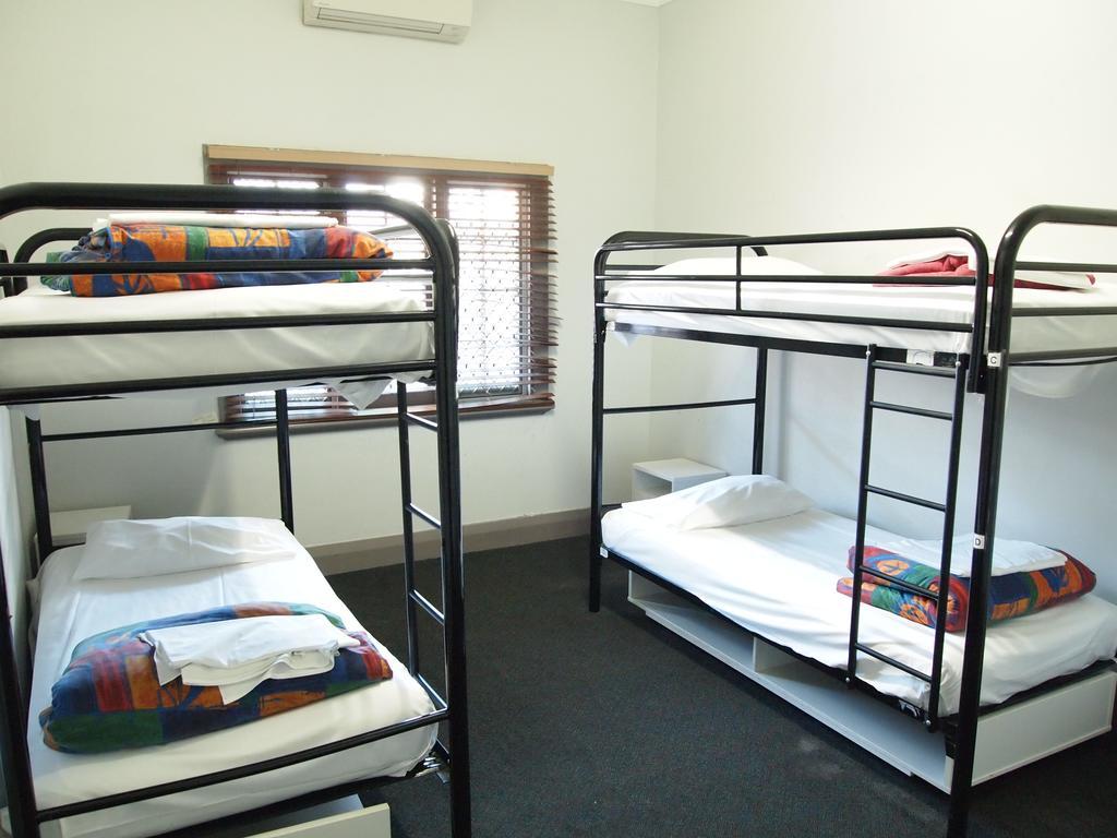 The Emperors Crown Hostel Perth Chambre photo